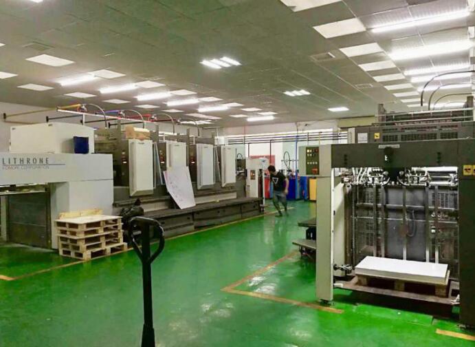 羅蘭(lan) 四色印刷設備